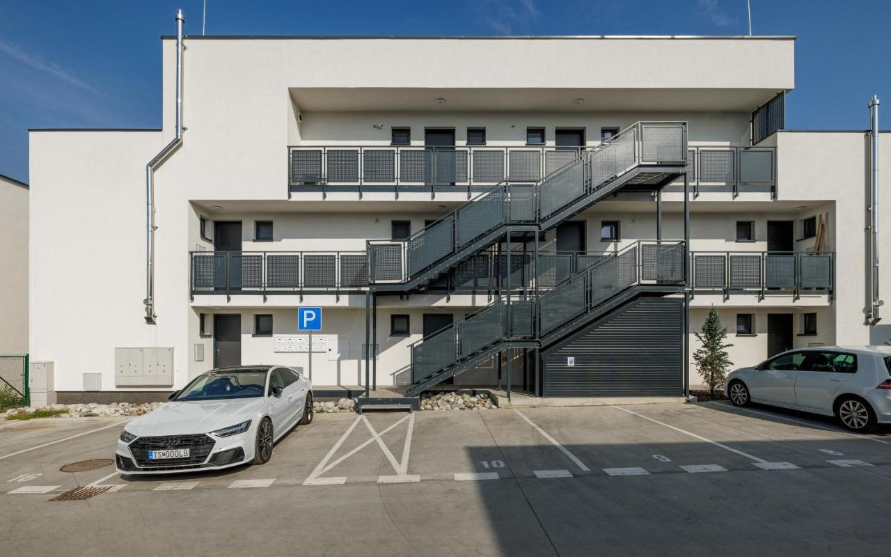 דירות Liptovský Mikuláš Apartman Baranec מראה חיצוני תמונה