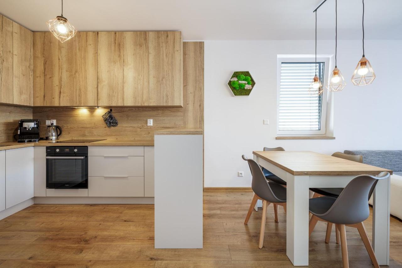 דירות Liptovský Mikuláš Apartman Baranec מראה חיצוני תמונה
